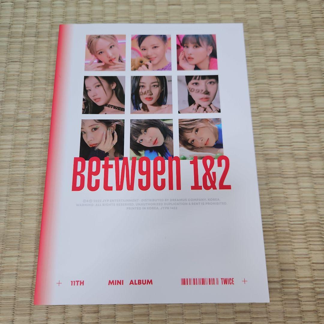 

[USED] TWICE BETWEEN 1&2 11TH MINI ALBUM