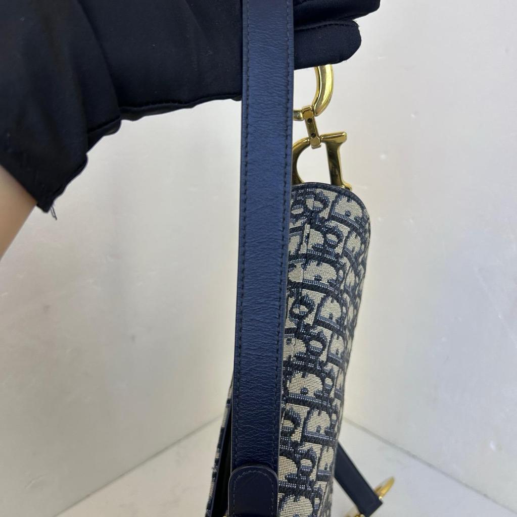 [Pre-Owned] Saddle Removable Adjustable Shoulder Strap Magnetic Buckle Closure Printed Saddle Bag Crossbody Bag Fabric Handbag Sho - Very Good #J7OH9S