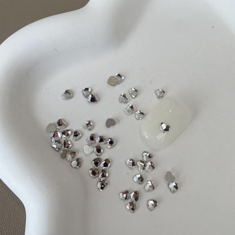 50PCS Mini Love Heart Diamond Nail Decoration Super Sparkling Flat Bottom Diamond Colorful Small Peach Heart Explosion Spark