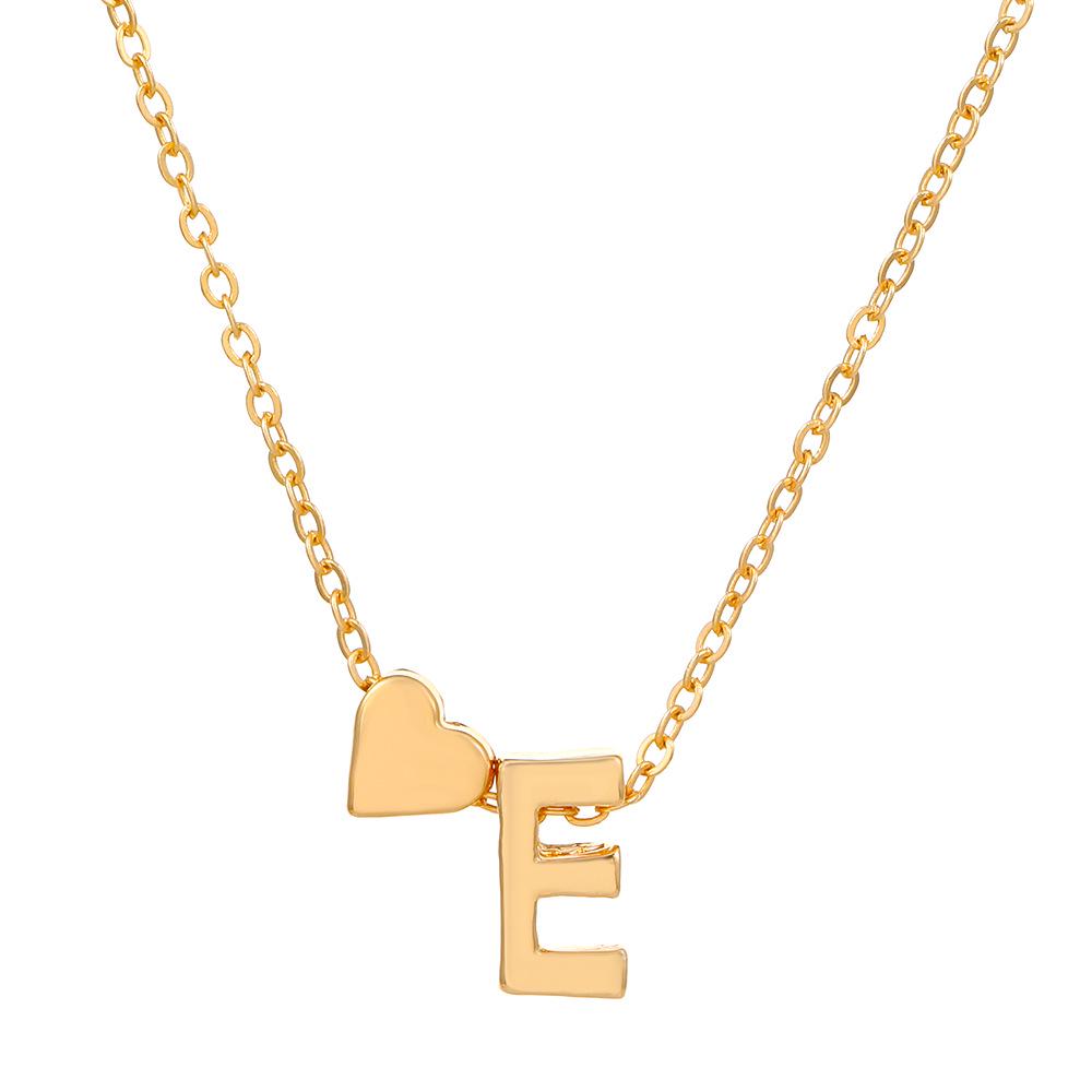 European & American Alphabet Love Heart Pendant Necklace – Versatile Peach Heart Clavicle Chain