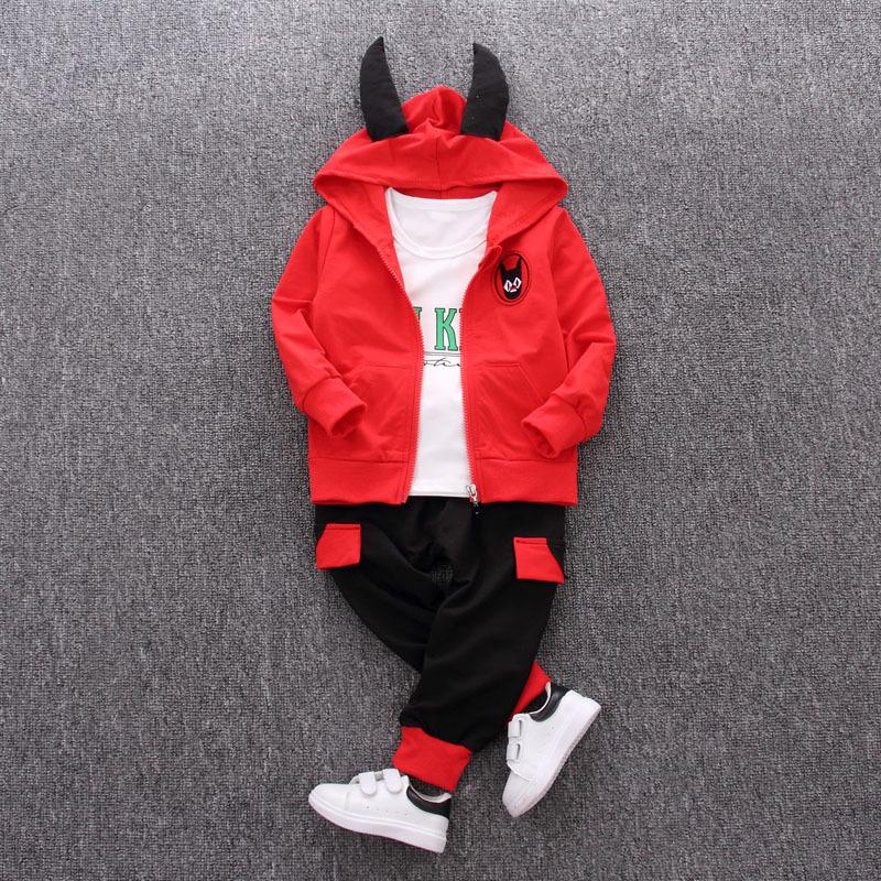 

Детский мультяшный набор в корейском стиле из 3 предметов: Свитшот с длинным рукавом, куртка и брюки для мальчиков - Идеально для осени и весны. 100 cm