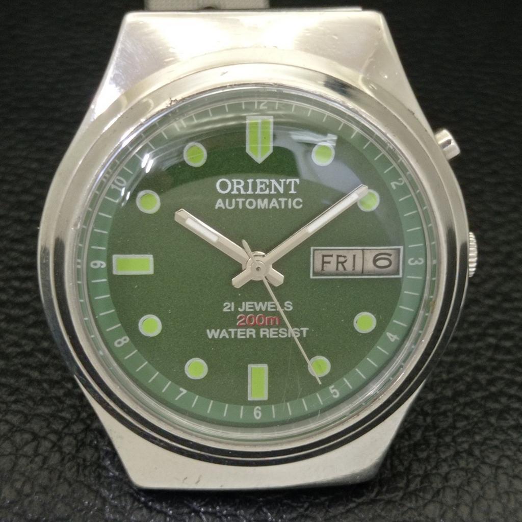 VINTAGE ORIENT AUTOMATIC 46941 JAPAN MENS GREEN COLOR DIAL WATCH A700634-5 R204-a700634