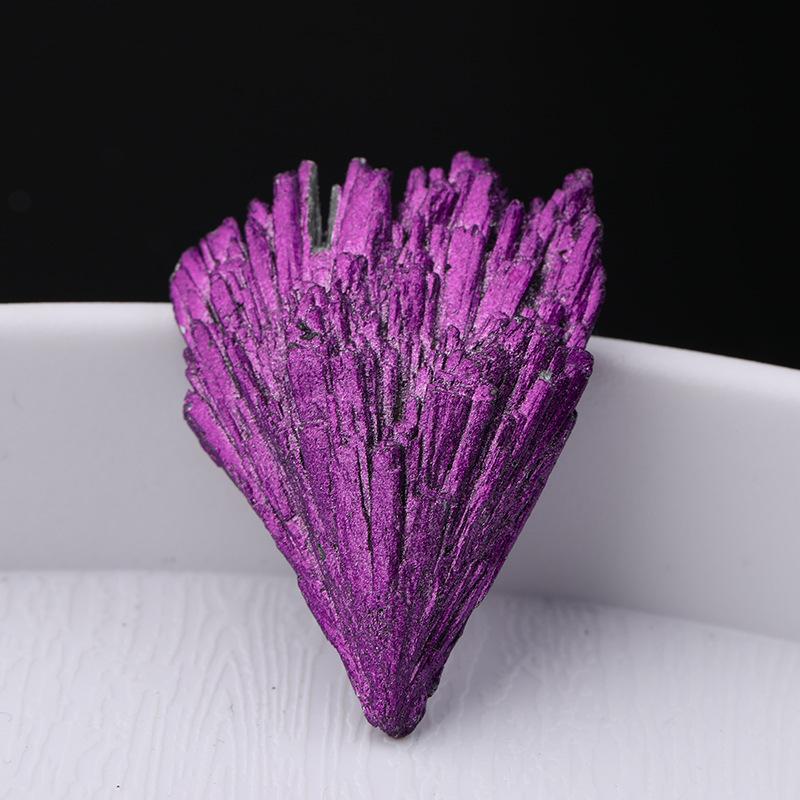 1 pcs Electroplated black tourmaline, peacock blue feathers, crystal clusters, mineral specimens, Taijing karst caves, modern decoration