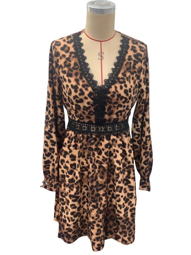 French Women Retro Style V Neck Leopard Long Sleeve Lace Patchwork Long Sleeve Dress Mature Style French Retro Slim Sexy Elegant Women Maxi Dress