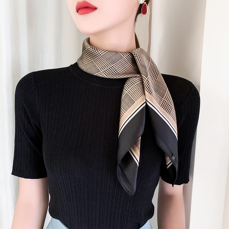 Silk scarf small square scarf women's scarf neck cover neck French winter early spring versatile Korean version decorative scarf neck protection scarf