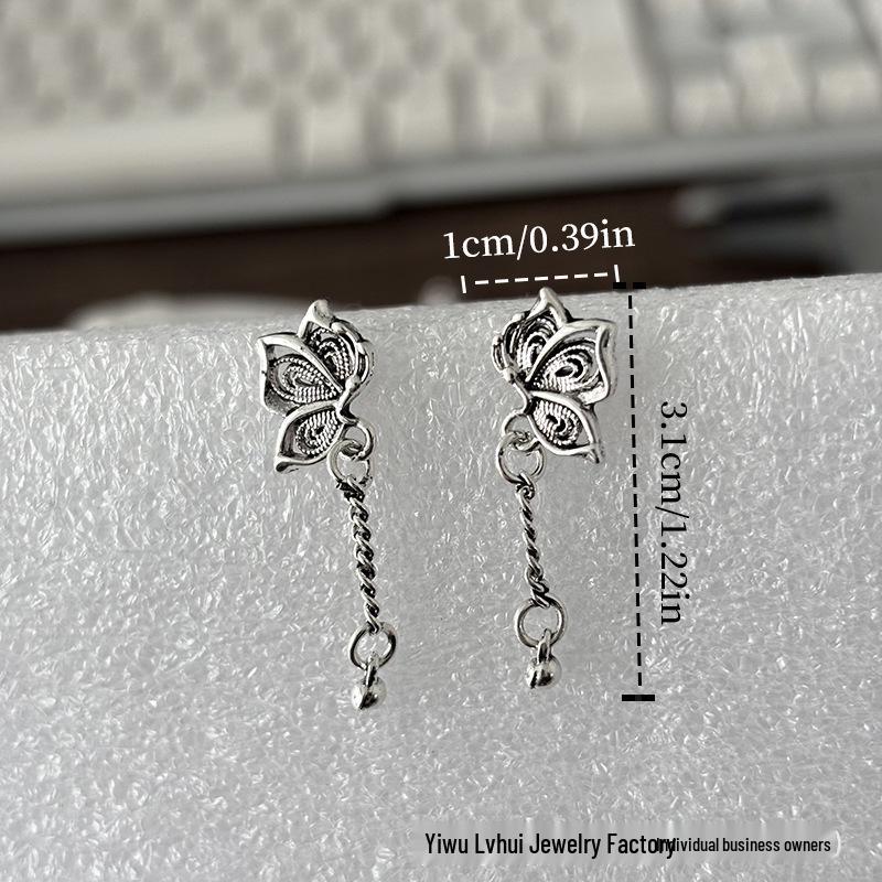 Butterfly Tassel Stud Earrings: Elegant Chinese Style for Women