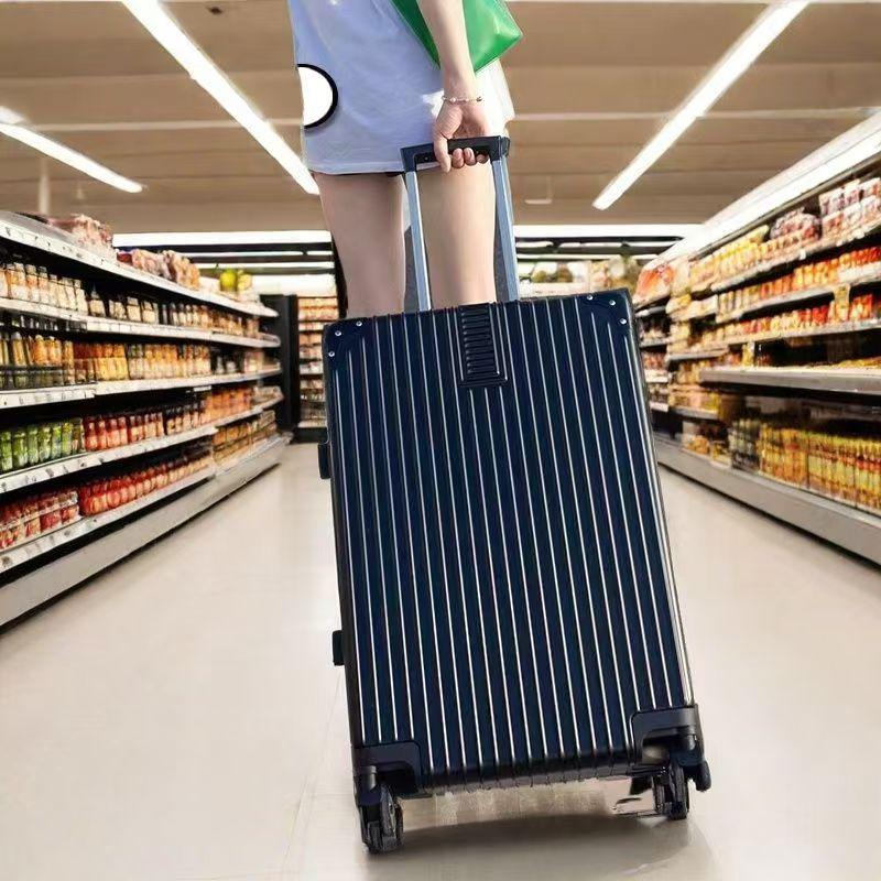 

Вместительный женский и мужской прочный чемодан с универсальными колесами и кодовым замком 18-inch