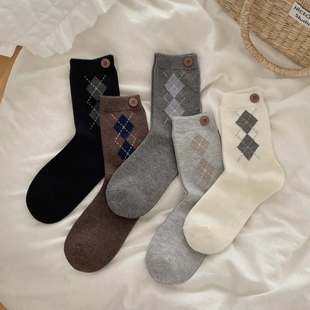 Winter Warm and Thick Small Diamond-shaped Button Wool Mid-calf Socks for Women's Autumn School Style Pile Socks