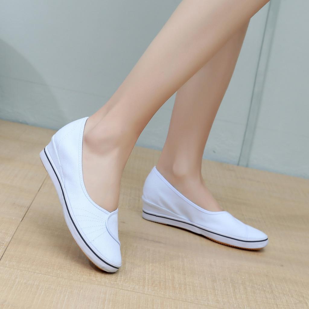Buty pielęgniarskie damskie buty miękkie podeszwy nie męczą stóp miękkie podeszwy buty oddychające małe białe buty salony piękności szpital praca buty materiałowe