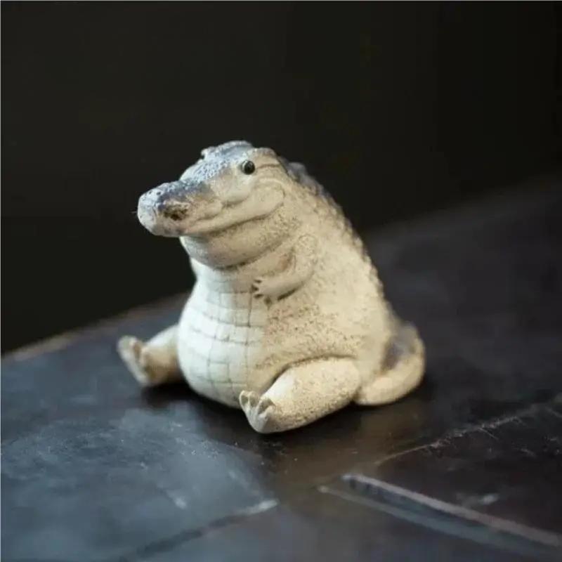 1pc Little Crocodile Tea Set Decoration Cute Home, Exquisite and Creative Desktop Crafts Ornament