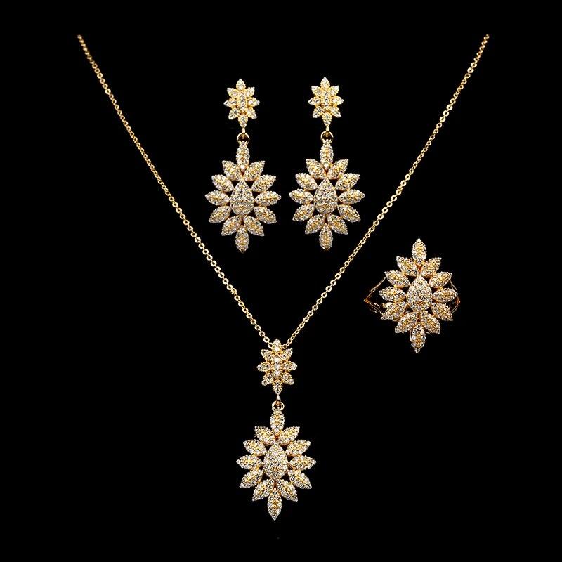 

Ювелирные наборы HADIYANA Элегантные Подвески Подарочное Ожерелье Серьги Кольцо 3 шт. Набор Юбилейных Ювелирных Изделий Кубический Циркон CN1744 Bisuteria