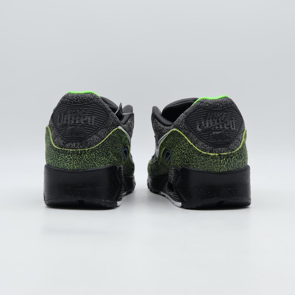 IU0523-010 Nike Air Max 90 Tiempo (Men's)