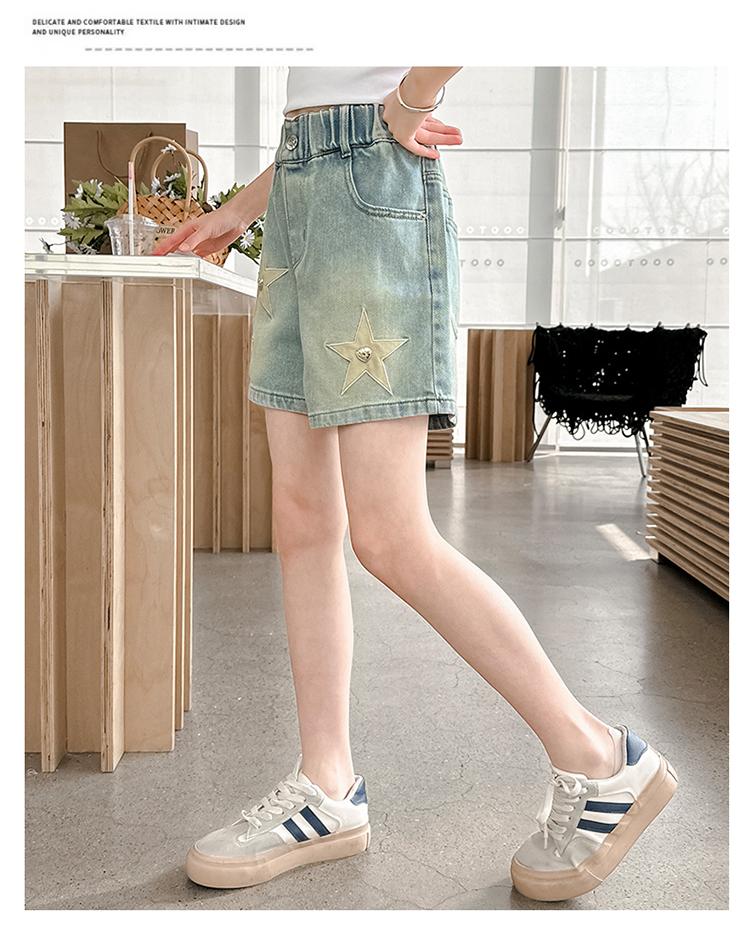 Girls' Denim Shorts Summer Outfit