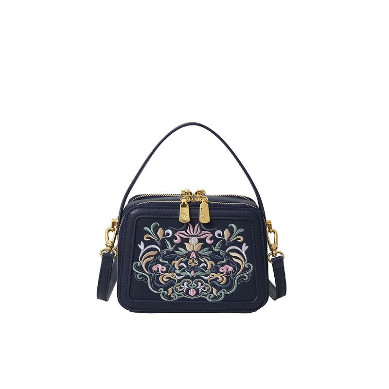 Crossbody Bag with High-end Design, Chinese Embroidery Handbag, Fashionable and Versatile Single Shoulder Small Square Bag