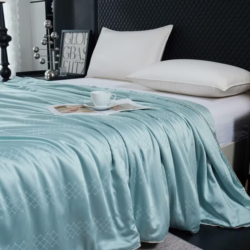 Hodo Jacquard Tech Fiber Quilt