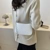 Stylish White Pu Shoulder Bag For Women Versatile Casual Commuter Fashionable Design