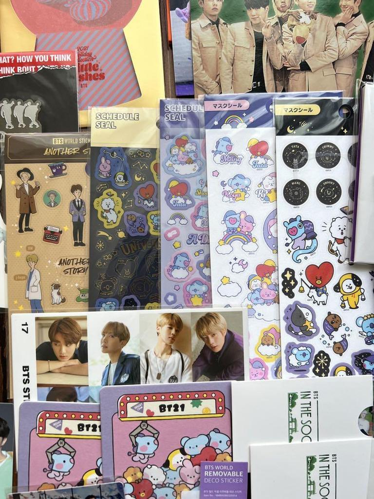 [USED] BTS trading cards bulk sale