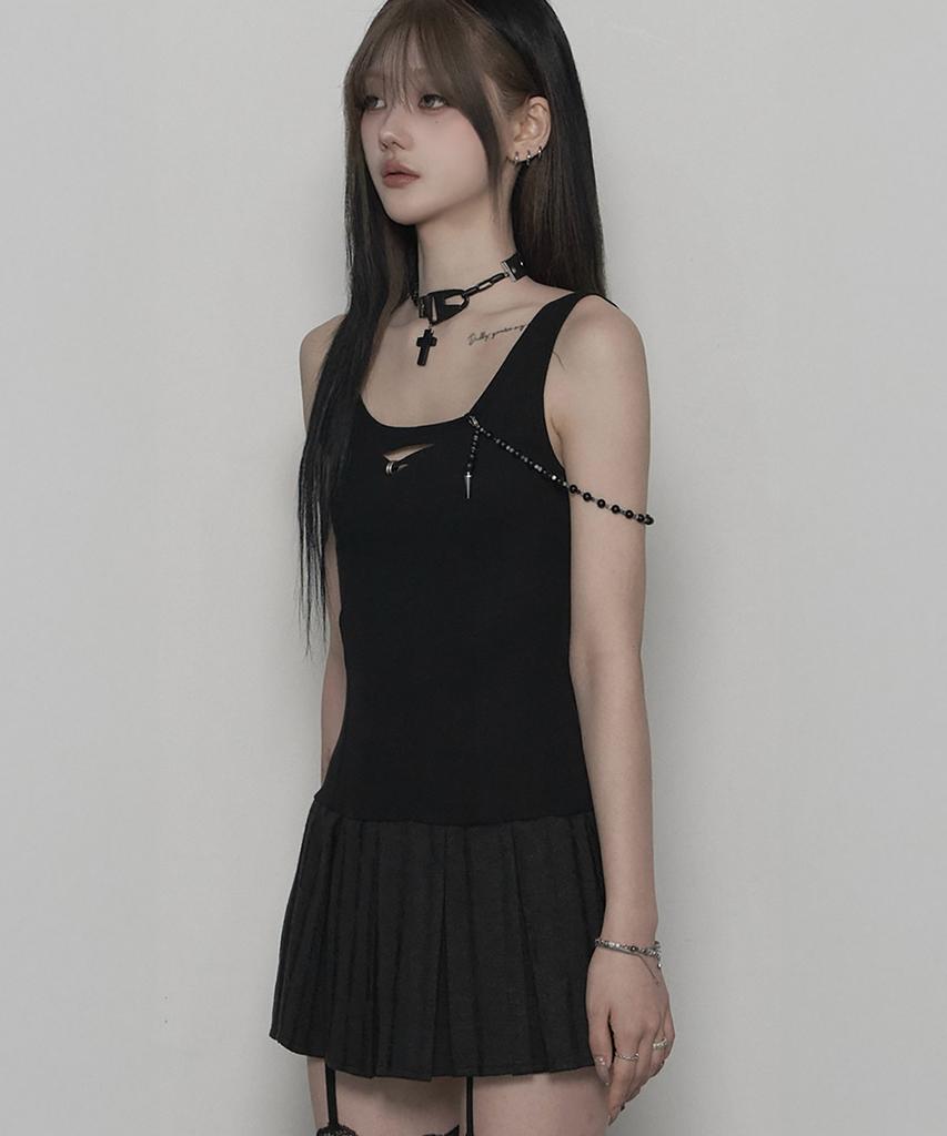 Soea [Limited Edition] Destroy Pleats Beads Dress (Black)