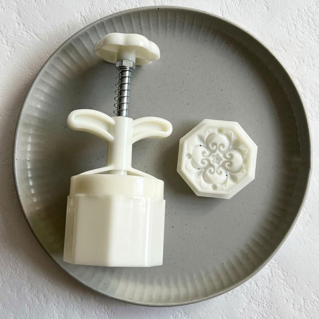 Chinese Style Tracery Mooncake Mold 75g DIY Hand Pressure Fondant Moon Cake Mould Press Cookie Cutters Baking Tool