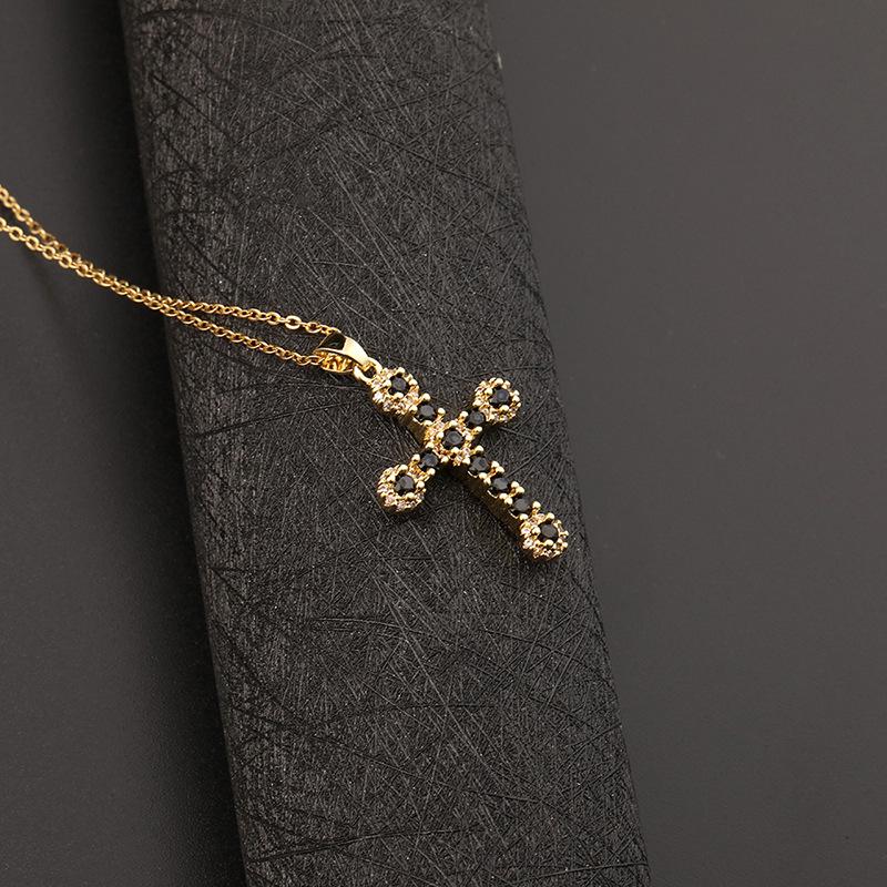 Cross necklace, zircon, European and American necklace, titanium lock chain, Instagram retro punk, personalized pendant, niche design