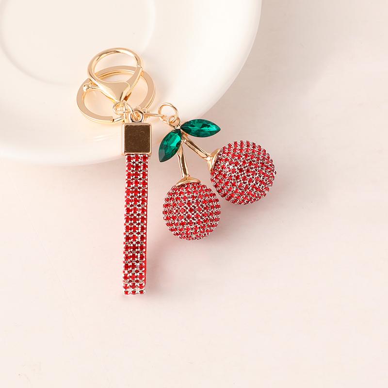 2025 New Cherry KeyChain Claw Chain Craft Full Crystal Rhinestone Women's Luxury Bags Pendant Souvenir Gifts for Family Friend