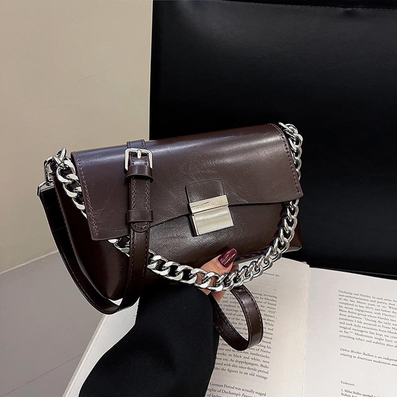 Small bag women's new fashion versatile chain shoulder messenger bag casual small square bag