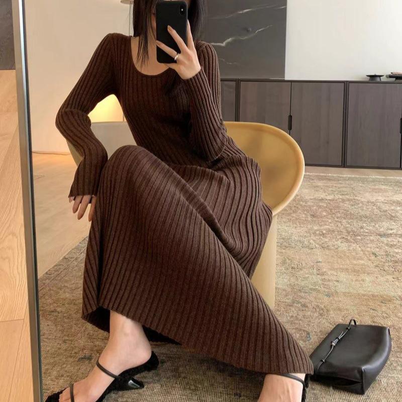 

Hepburn-Style Slim Fit Knit Dress: Elegant High Waist, Long Sleeve, Round Neck, for Autumn/Winter One size (80-120) кофейный