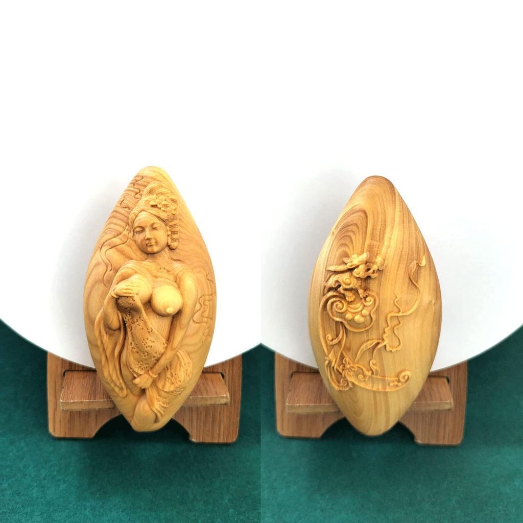 Holz geschnitzte Buddha-Statue Niedliche Sieben Glücksgötter Benzaiten Buchsbaum Herzförmige Drachenfigur Amulett Amulett Feng Shui Artikel Glück 7cm x Breite