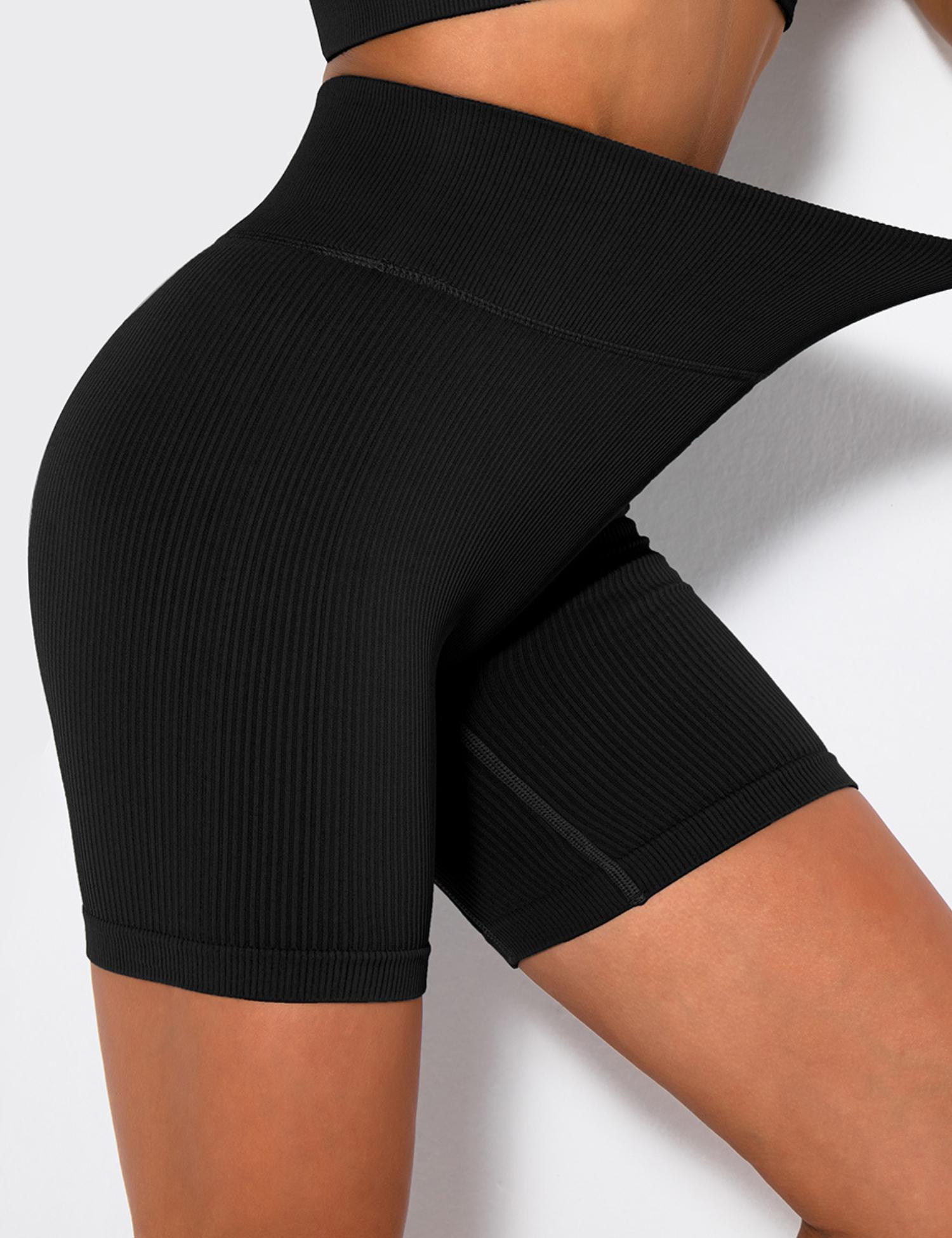 

Women Solid Yoga Short Pants L чорний