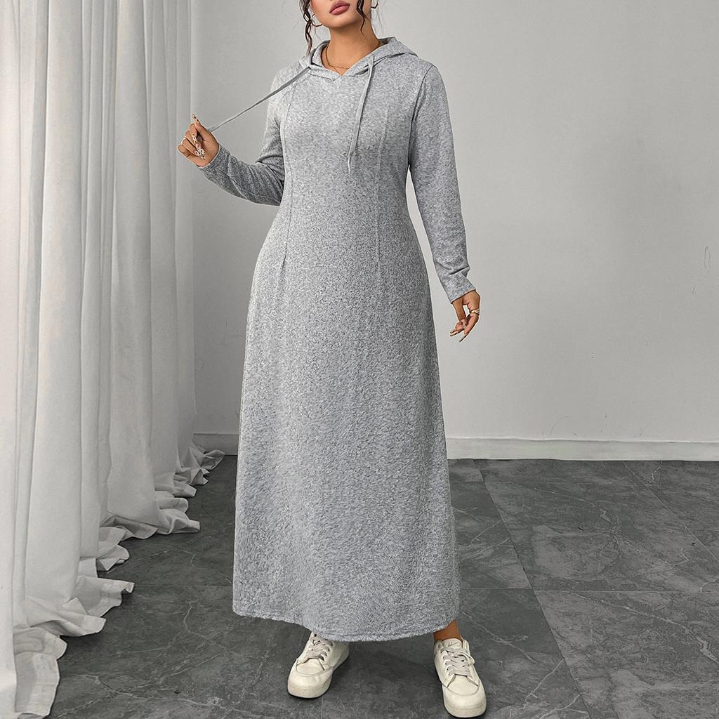 This Is A New Autumn Collection of Women's Wear with A Hooded Dress Featuring A Niche Design and A Stylish Hip-hugging Long Dress