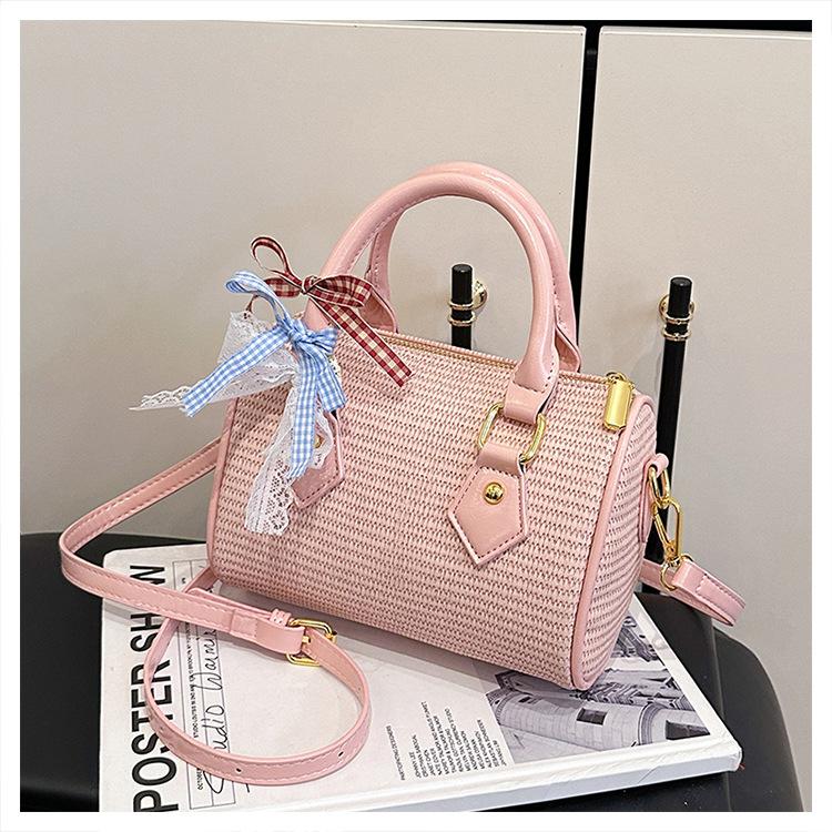 

Плетеная маленькая сумка женская с высоким чувством класса новая сумка-мессенджер женская универсальная нишевая пляжная соломенная сумка для отпуска розовый