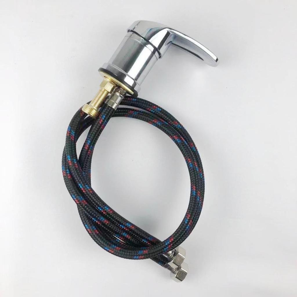 Robinet Universal de Amestec Apă Caldă și Rece pentru Stații de Șamponare Salon