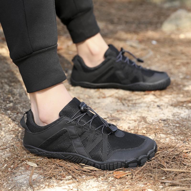 Fashion New Arrival Water Shoes Qiuck-Dry Aqua Shoes Men Women Outdoor Beach Swimming Wading Breathable Five-Finger Sneakers Size 36-46