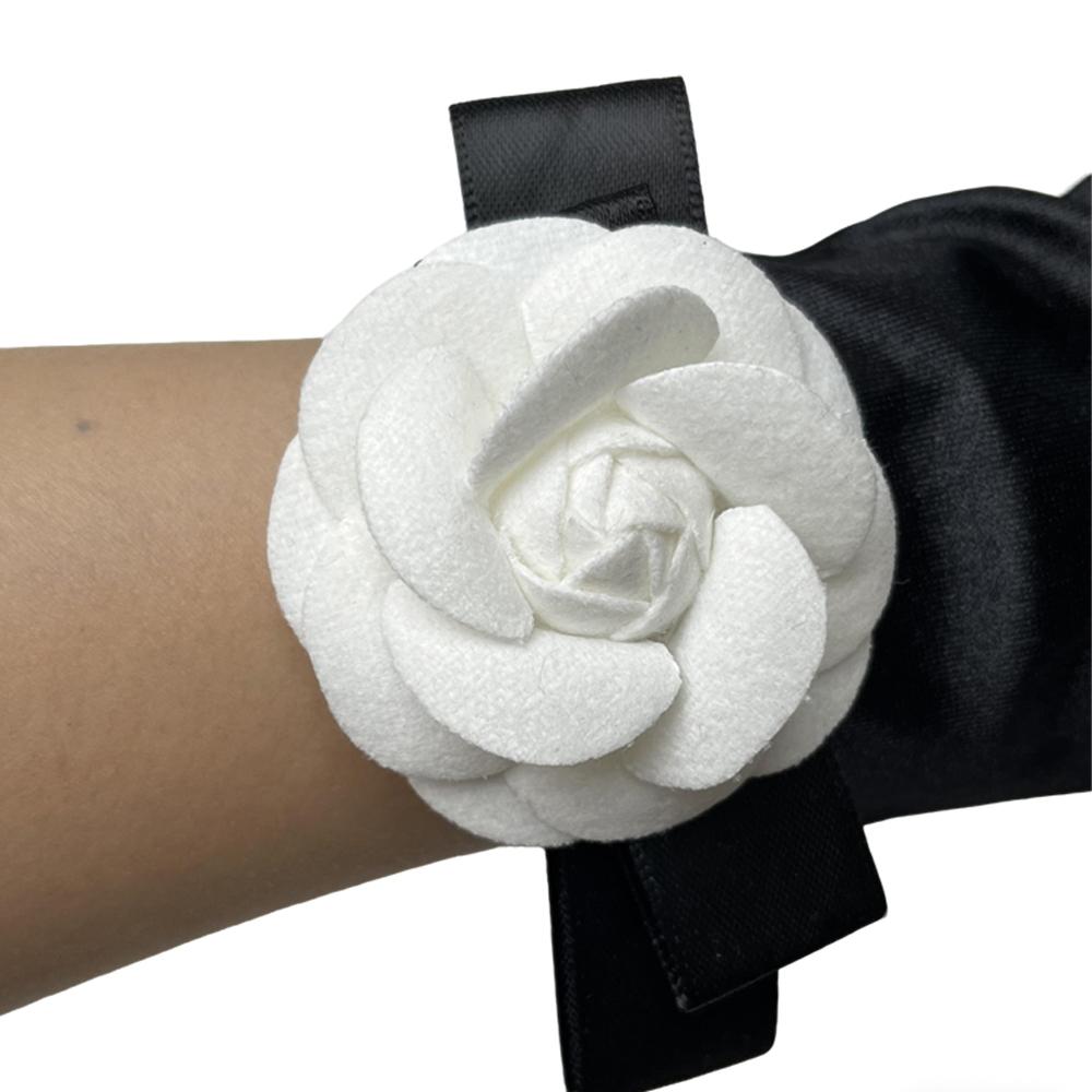 Short Gloves Women Satin Gloves Wrist Length,Flower Design, for Opera Banquet 1920s Party Wedding Halloween Costume Tea Party