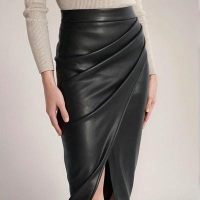 2025 Spring/Summer Women's PU High-Waisted Zipper Ruffle Skirt - European & American Sexy Fit
