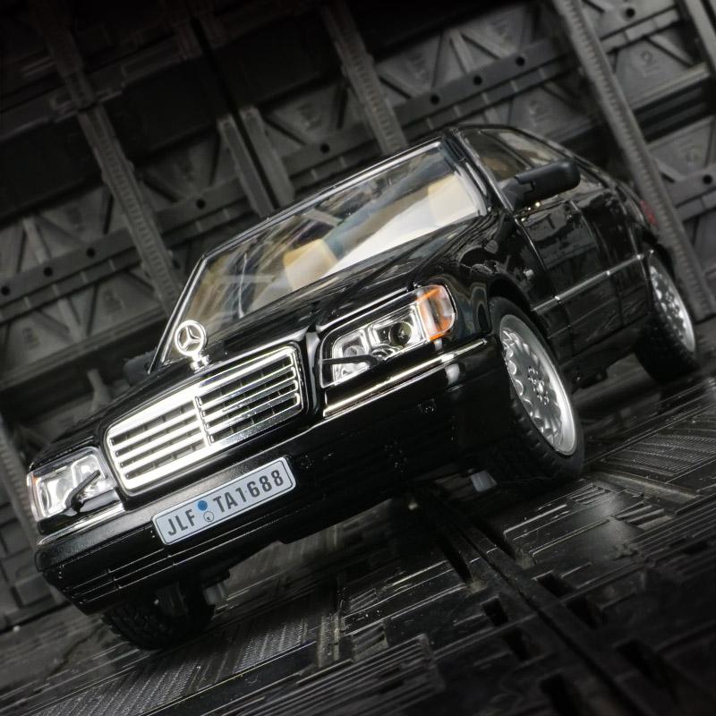 1:24 Mercedes Benz W140 S320 alloy car model doors and the front hood and trunk door can also be opened fine workmanship