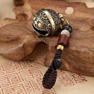 1PC Retro Alloy Bell Car Keychain Pendant, Gluttonous Wind Chime Handmade Key Ring, Creative Small Gift For Men And Women