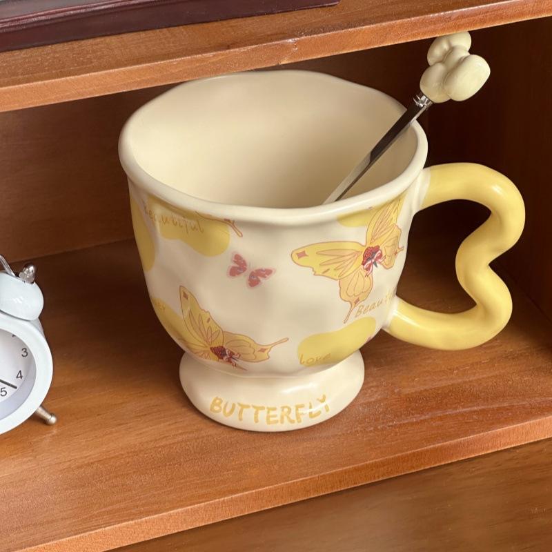 Ins styl prémiový motýlkový hrnek dárek k narozeninám pro dívky praktický keramický hrnek suvenýrový hrnek dárková krabička