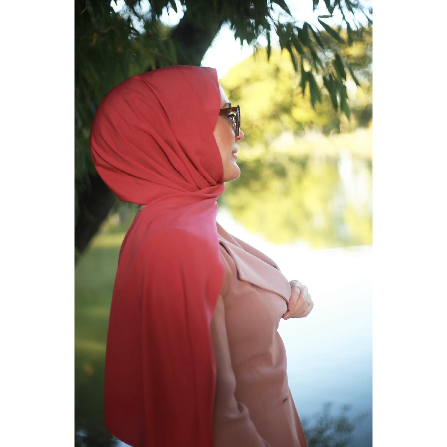 

Хиджаб Медина Шелк Фуксия 75 x 190 фуксия