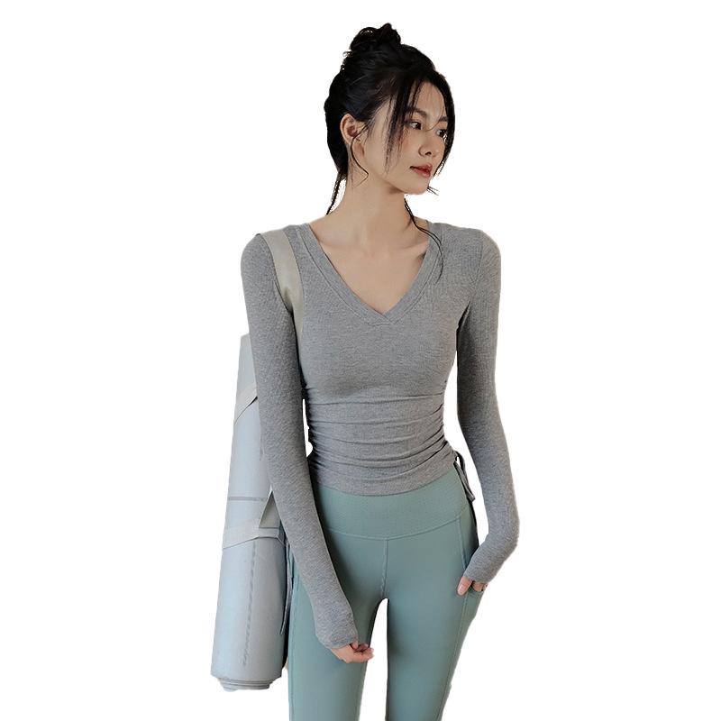 Women's Spring & Summer Yoga Apparel: Slim Fit Sports Tops, Luxury Long-Sleeve Running Tees, Pilates Fitness Wear.