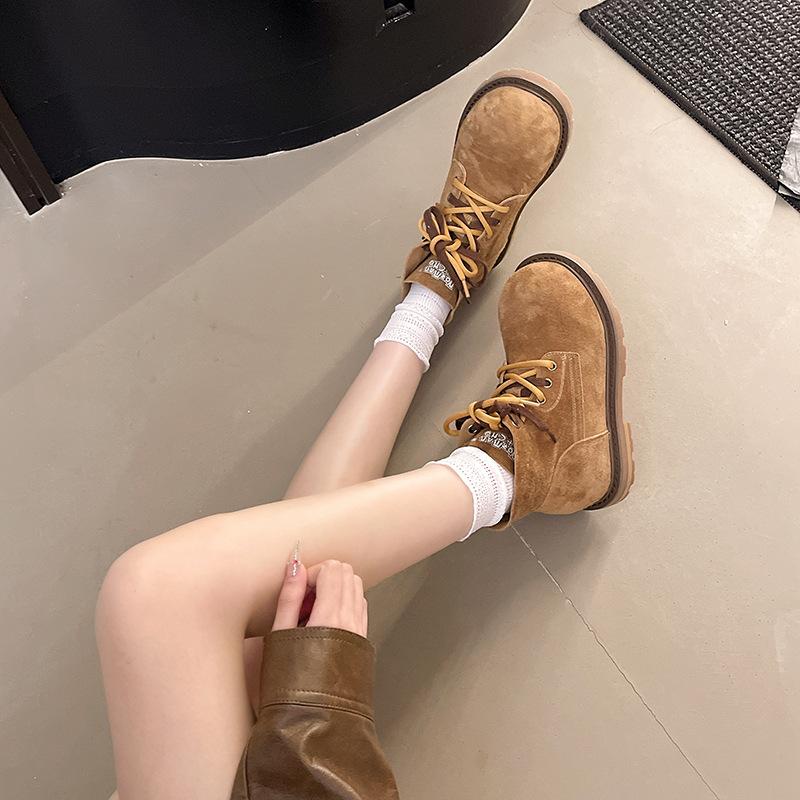Thick-soled kapibara big-headed martin boots women's 2025 summer thick-soled big yellow boots retro locomotive short boots knight boots