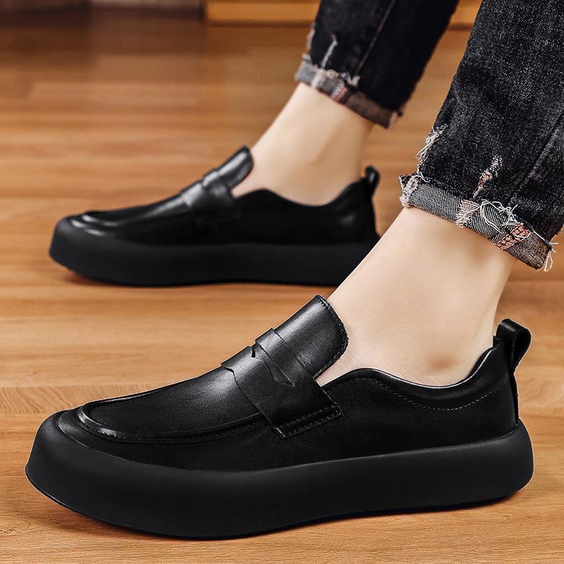 Fashion Genuine Leather Men Casual Shoes High Quality Mens Handmade Loafers All-match Mens Comfortable Sneakers New Mens Slip on Flats