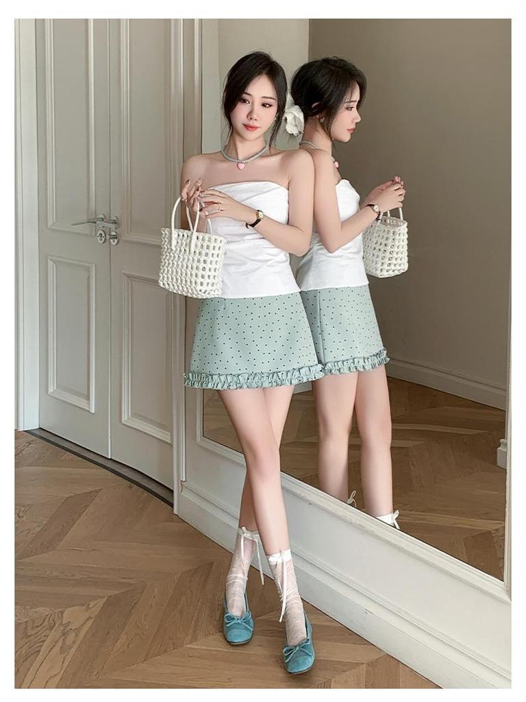 Stylish Black Polka Dot Ruffle-Edge A-Line Skirt for Women - Spring/Summer 2026 Collection