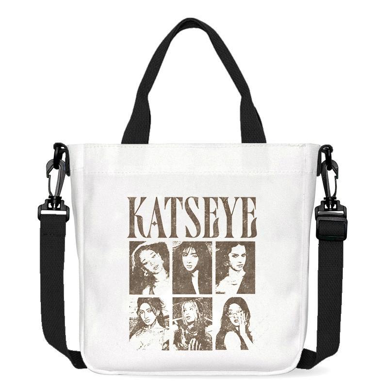 Lässiger Outdoor-Organizer KATSEYE Bedruckte Crossbody-Tasche Leinwand-Schultertaschen 23 x 23 x 5CM