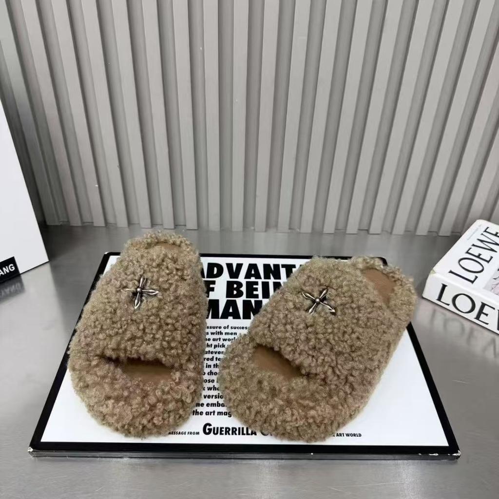 Weakened Heavy Feeling Comfortable Fashion Sandals Feminine Luster Bright High-End Cool Slippers