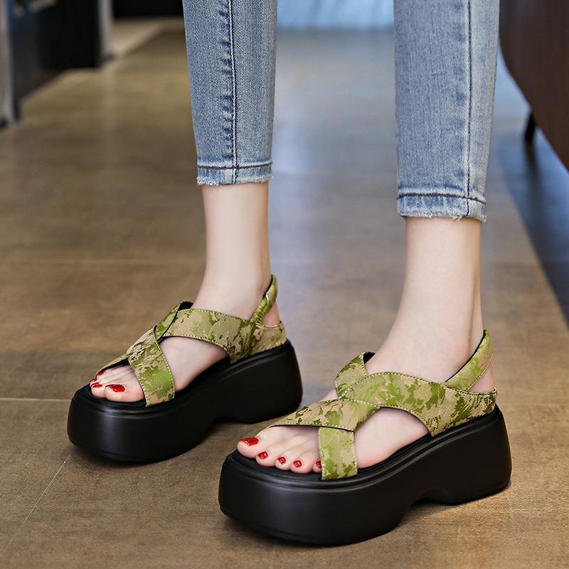 Summer Women's Thick Soled Open Toed Beach Sandals