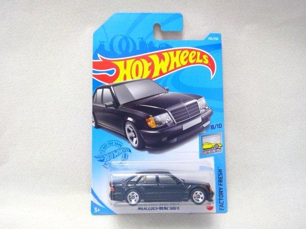 Hot Wheels 500 E MERCEDES-BENZ