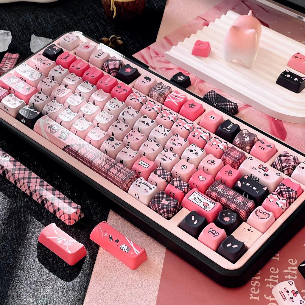 MAIMOOO Black Pink Cat Keycap Mao/Cherry Pbt Side Carving Cute Keycap 130Keys 7U Split Space Layout Black Pink Checkered Keycaps