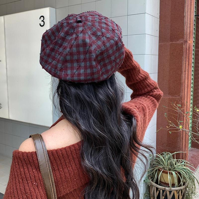 Retro Literary Plaid Beret Women's Autumn and Winter New Versatile Face-showing Small Octagonal Hat Temperament Painter Hat Pumpkin Hat
