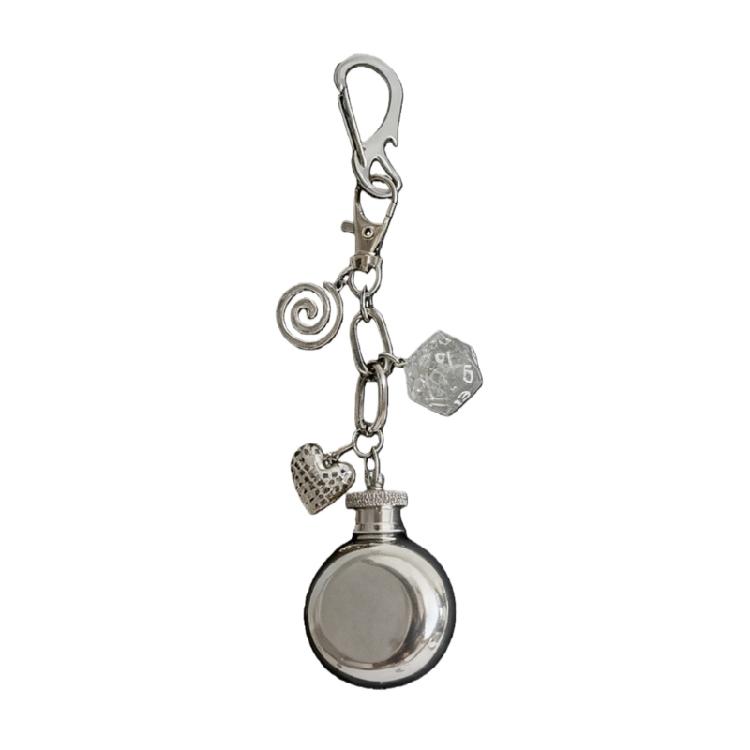 

Metal Keychain Charm Heart Dices Flask Design Wine Pot Pendant Keyring Handcrafted Purse Bag Decoration